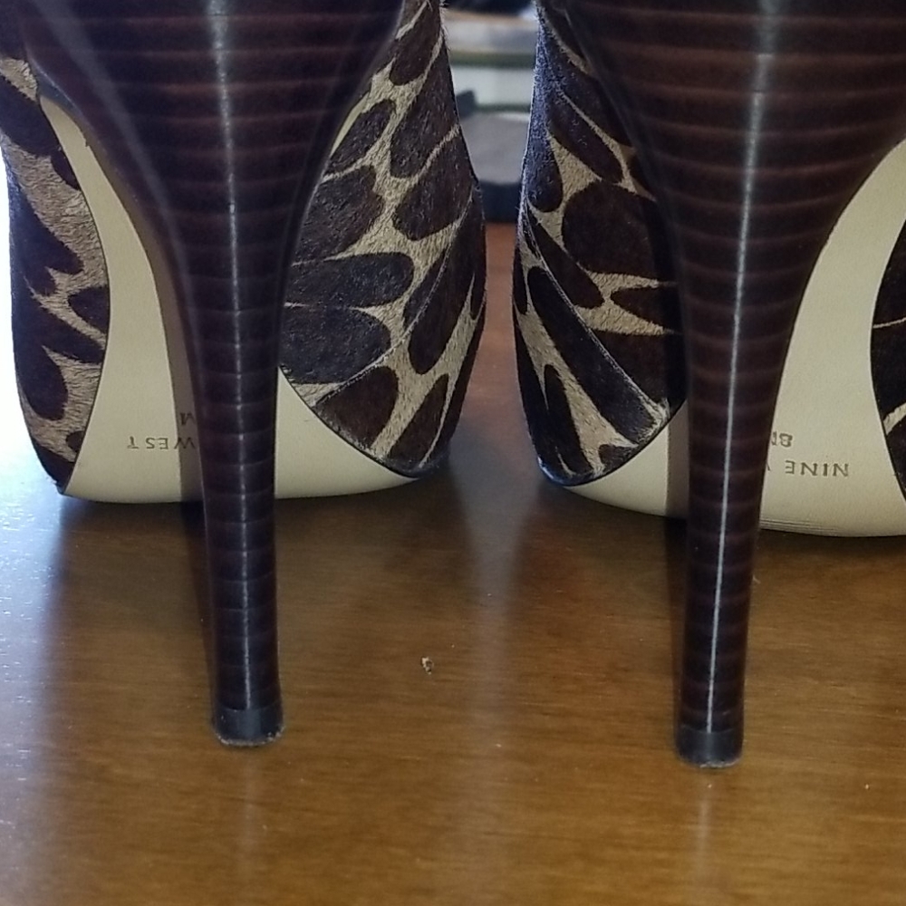Nine West Giraffe Peep Toe Heels 8M - Picture 11 of 15